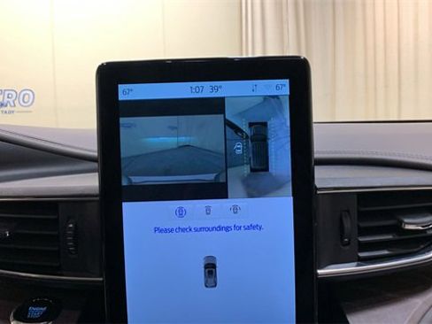 Certified 2023 Ford Explorer Platinum w/ Technology Package image 46