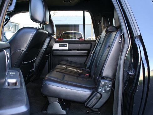 Used 2016 Ford Expedition EL XLT w/ Equipment Group 202A image 23