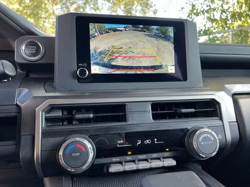 Used 2025 Toyota 4Runner SR5 image 17