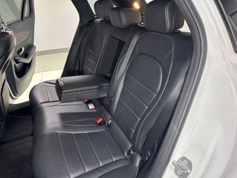 Used 2019 Mercedes-Benz GLC 300 4MATIC image 25