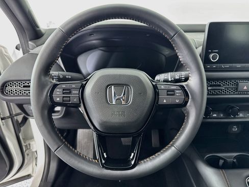 Certified 2023 Honda HR-V Sport image 11