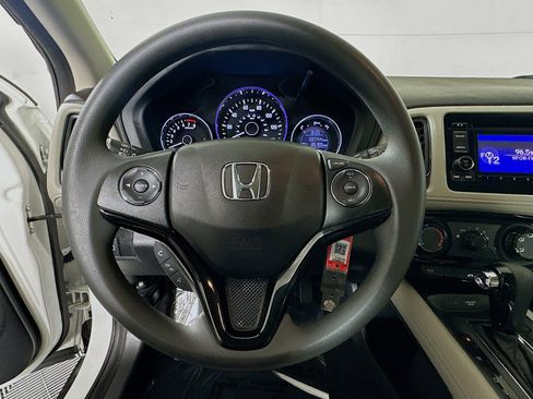 Used 2019 Honda HR-V LX image 15