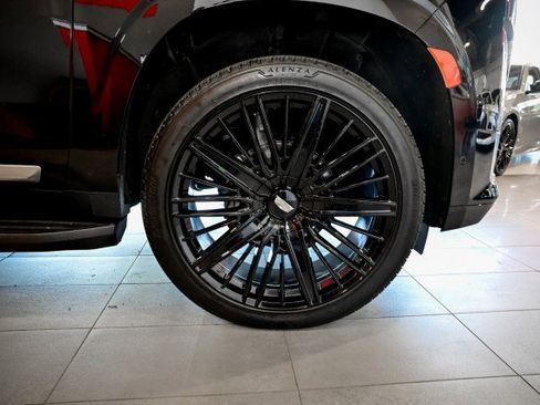 Used 2021 Cadillac Escalade ESV Premium Luxury AWD/4WD image 45
