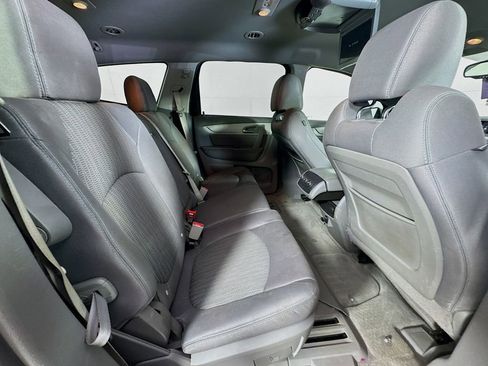 Used 2016 Chevrolet Traverse LS image 32