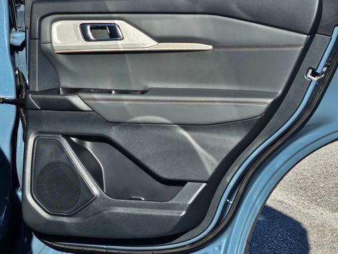 New 2026 Ford Explorer Active w/ Active Comfort Package image 35