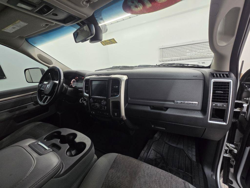 Used 2018 RAM 1500 Big Horn AWD/4WD image 22