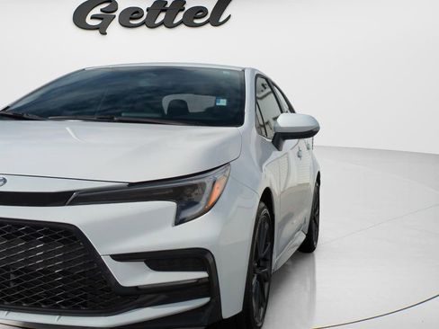 Used 2026 Toyota Corolla SE FWD image 9