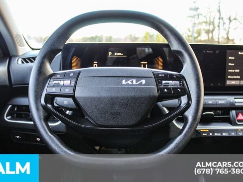 Used 2025 Kia K4 FWD image 24