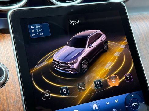 Certified 2025 Mercedes-Benz GLC 350e 4MATIC image 6