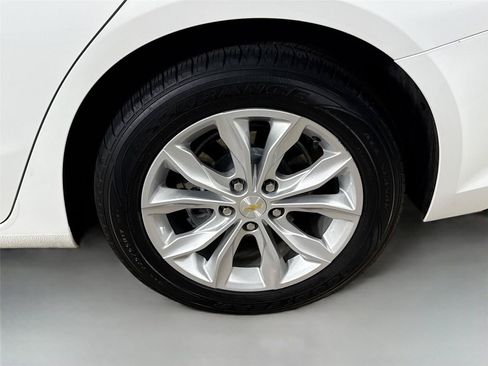 Used 2023 Chevrolet Malibu LT FWD image 29