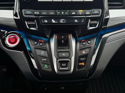 Used 2023 Honda Odyssey Elite image 38