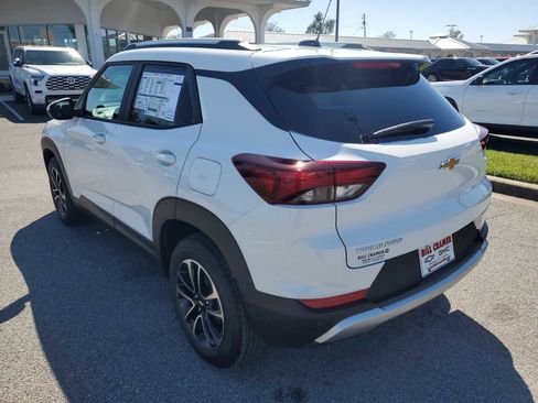 New 2026 Chevrolet TrailBlazer LT w/ Convenience Package image 3