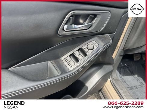 Certified 2024 Nissan Rogue SV AWD/4WD image 14