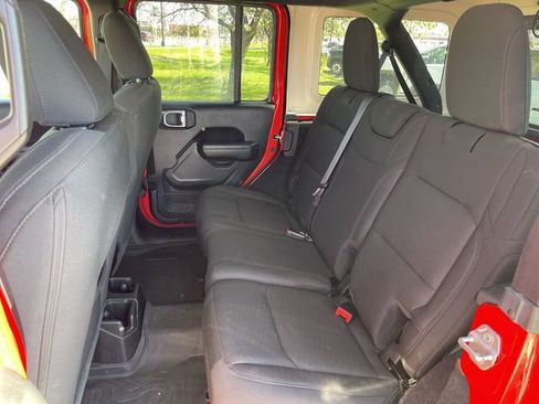 Used 2023 Jeep Wrangler Unlimited Sport image 19