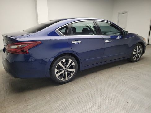 Used 2017 Nissan Altima 2.5 SR image 10