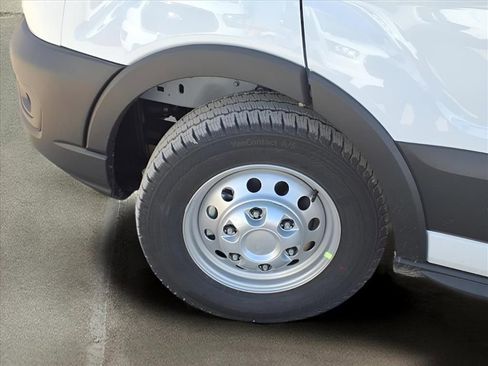 New 2025 Ford Transit 350 148 Low Roof AWD image 21