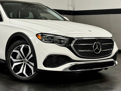 Used 2025 Mercedes-Benz E 450 4MATIC All-Terrain Wagon image 3