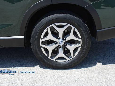 Used 2023 Subaru Forester Premium AWD/4WD image 31