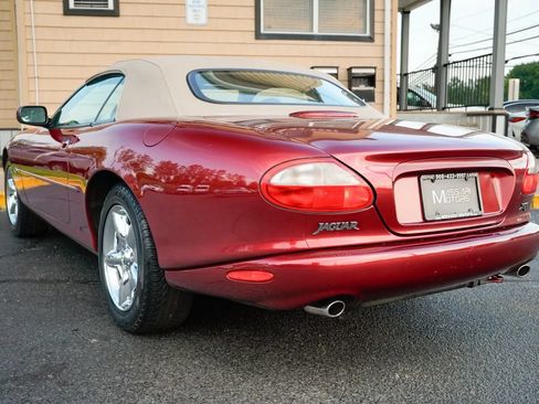 Used 1997 Jaguar XK8 Convertible RWD image 16