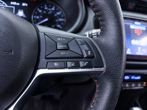 Used 2024 Nissan Kicks SR FWD image 26