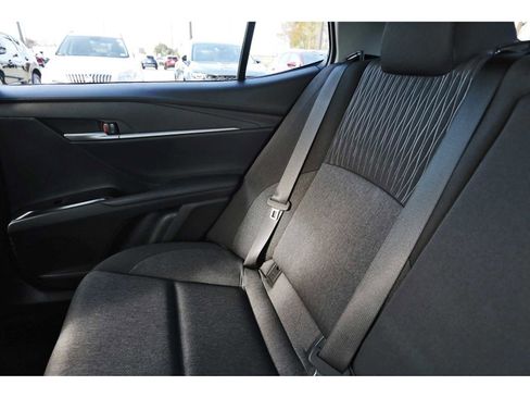 Used 2026 Toyota Camry LE image 9