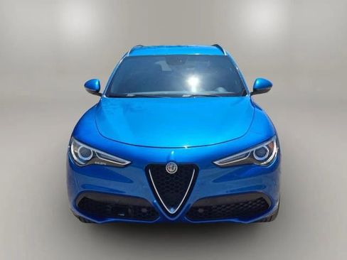 Used 2019 Alfa Romeo Stelvio Ti Sport w/ Quick Order Package 22S Sport AWD/4WD image 2