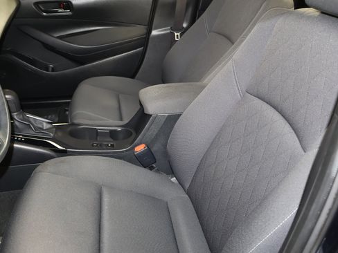 Used 2024 Toyota Corolla LE image 37