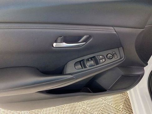 Used 2024 Nissan Sentra SV FWD image 26