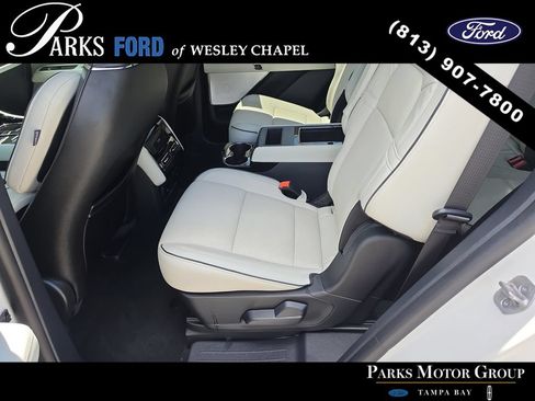 Used 2025 Lincoln Aviator Black Label w/ Black Label Special Edition AWD/4WD image 16