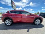 Used 2017 INFINITI QX30 Premium w/ Navigation Package image 3