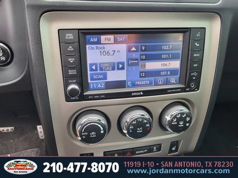 Used 2012 Dodge Challenger SRT8 RWD image 17