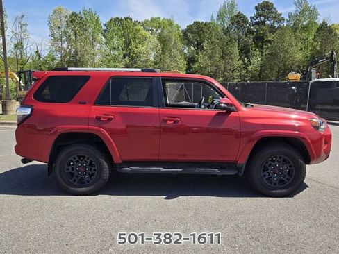 Used 2021 Toyota 4Runner SR5 Premium w/ Moonroof Package AWD/4WD image 6