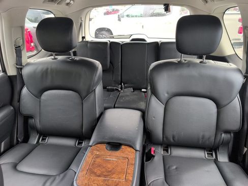 Used 2023 Nissan Armada SL w/ Captain's Chairs Package RWD image 31