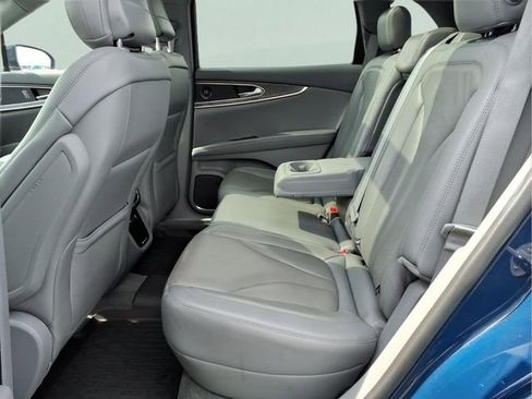 Used 2020 Lincoln Nautilus Reserve AWD/4WD image 19