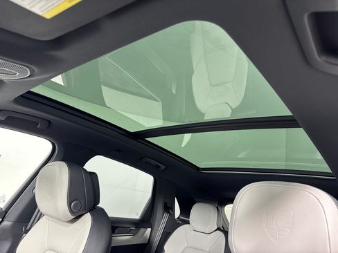 Certified 2026 Porsche Cayenne Coupe AWD/4WD image 22