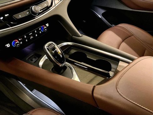 Used 2019 Buick Enclave Avenir w/ Avenir Technology Package image 16