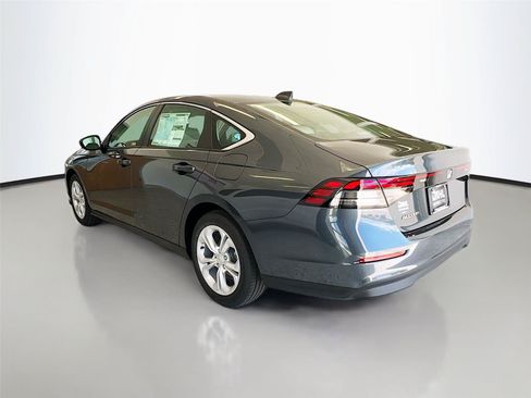 New 2026 Honda Accord LX image 10