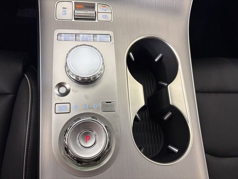 New 2026 Genesis GV70 2.5T Advanced image 30