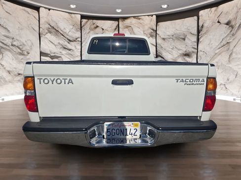 Used 2004 Toyota Tacoma PreRunner image 7