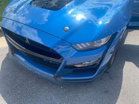 Used 2021 Ford Mustang Shelby GT500 w/ Technology Package RWD image 5
