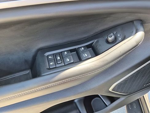 Used 2023 Jeep Grand Cherokee L Limited w/ Luxury Tech Group II image 30