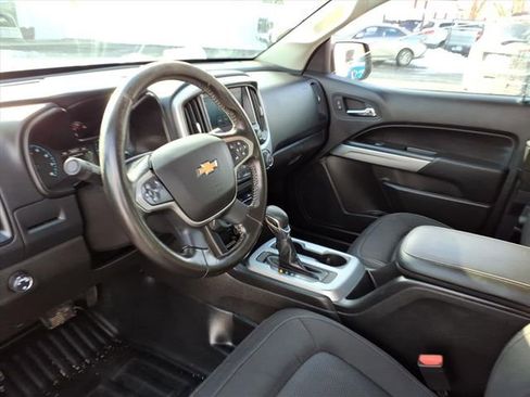 Used 2022 Chevrolet Colorado LT w/ Fleet Safety Package RWD image 11