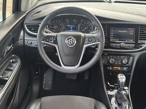 Used 2022 Buick Encore Preferred w/ Safety Package image 16