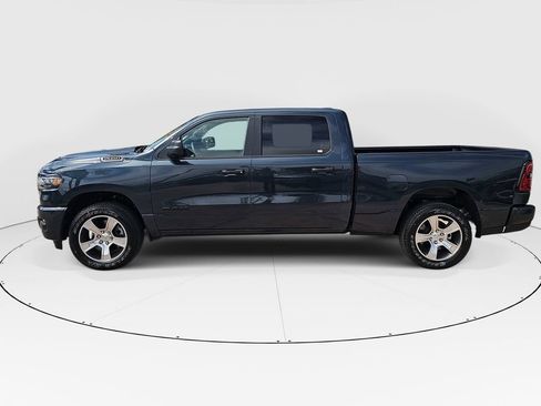 New 2026 RAM 1500 Express AWD/4WD image 6