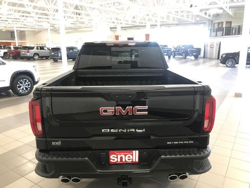 Used 2021 GMC Sierra 1500 Denali w/ Denali Ultimate Package AWD/4WD image 4