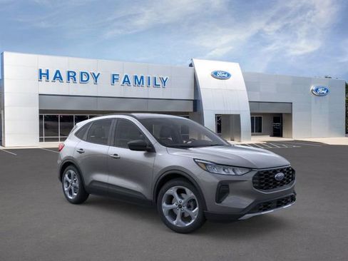 New 2025 Ford Escape ST-Line w/ Cold Weather Package FWD image 7
