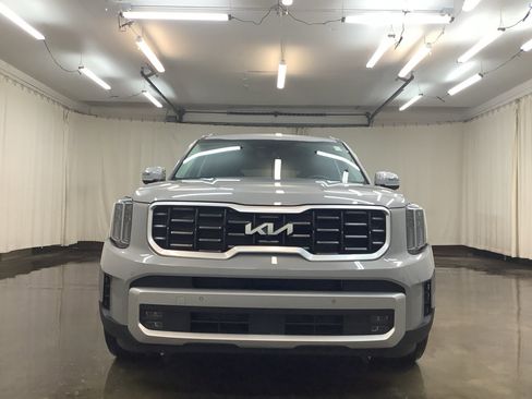 Used 2025 Kia Telluride SX image 11