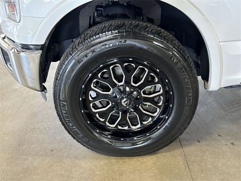 Used 2016 Ford F150 Lariat w/ Equipment Group 502A Luxury image 32