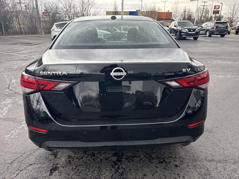 Used 2025 Nissan Sentra SV image 6