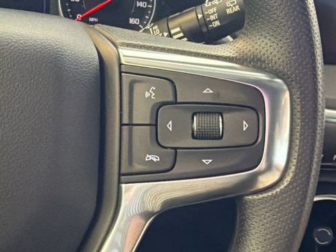Used 2025 Chevrolet Blazer LT FWD image 36